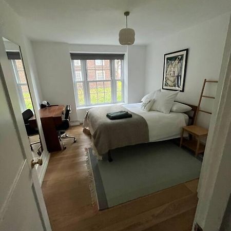 Stylish, Spacious 2 Bed 2 Bath Near Hoxton Square Apartamento Londres Exterior foto