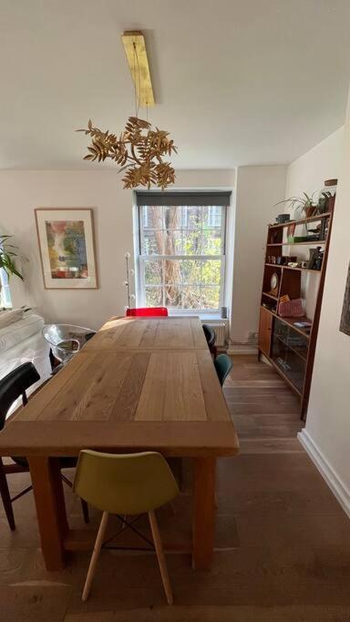 Stylish, Spacious 2 Bed 2 Bath Near Hoxton Square Apartamento Londres Exterior foto