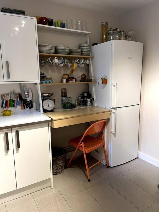 Stylish, Spacious 2 Bed 2 Bath Near Hoxton Square Apartamento Londres Exterior foto